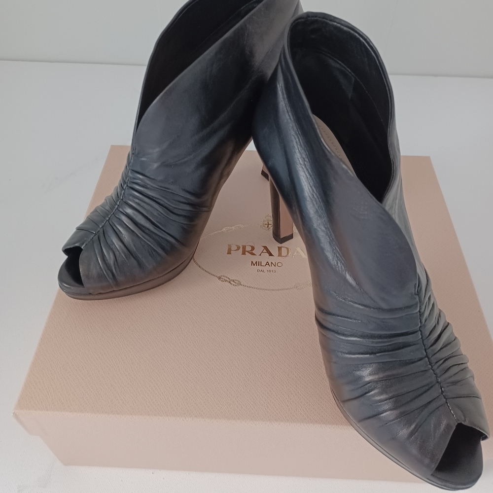 Prada Calzature Donna Nappa Leather Peep Toe Bootie 4" Stiletto Box Dustbg 8.5